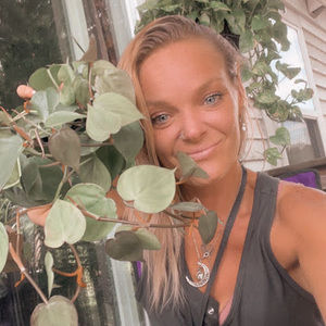 Meet your Posher, Mallori